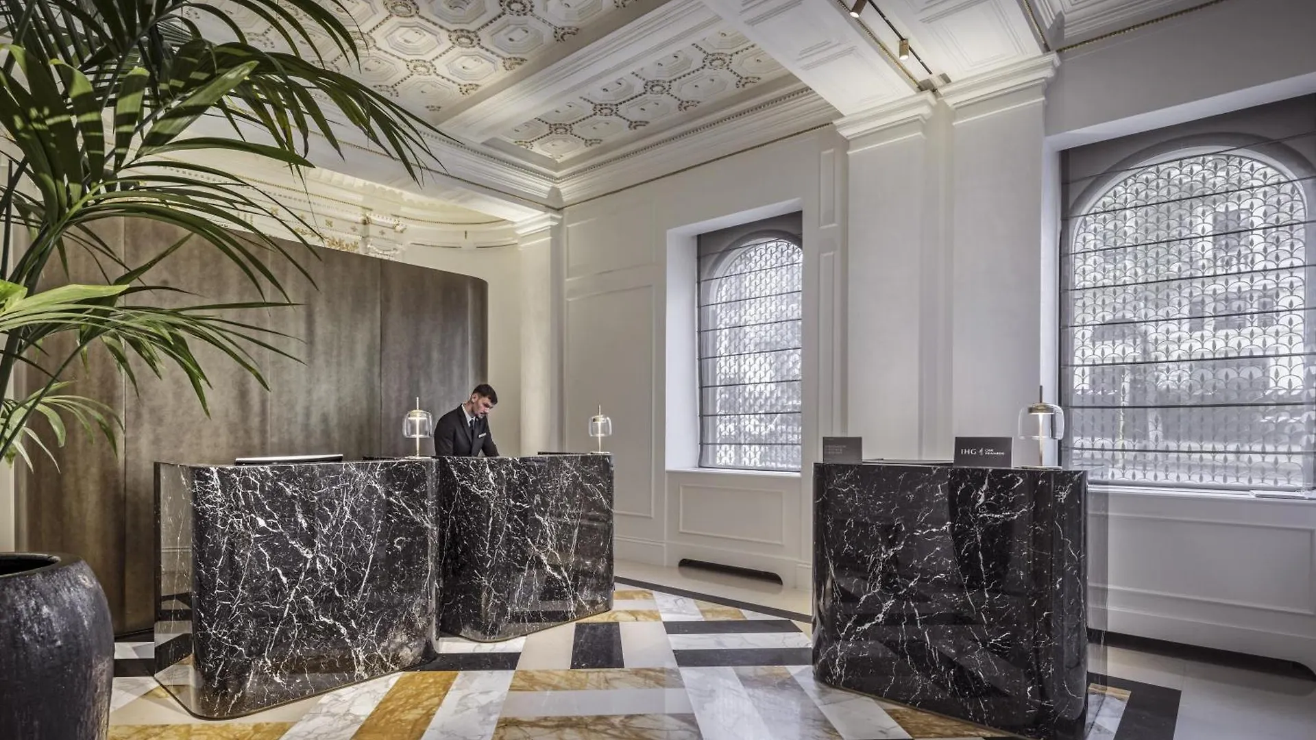 Otel Intercontinental Rome Ambasciatori Palace By Ihg